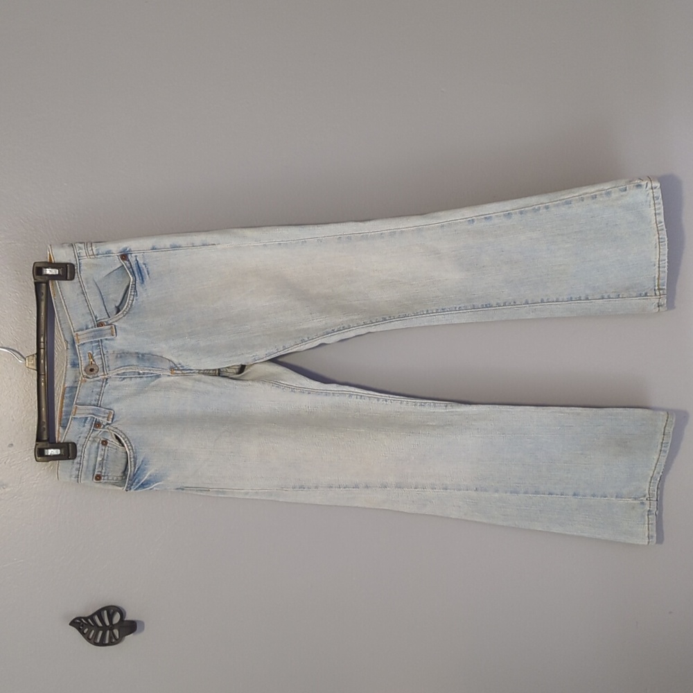 Levi's Light Wash Button Fly Straight Leg Blue Denim with Tan Label 5M Juniors - Picture 5 of 15